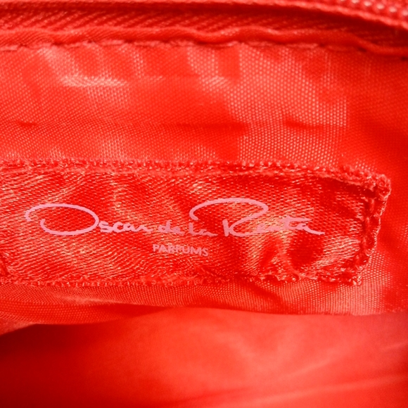 Oscar De La Renta perfume Satin wristlet - Picture 6 of 7